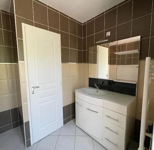 Holiday home Maison Lumineuse